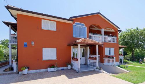 Apartment Ground Floor