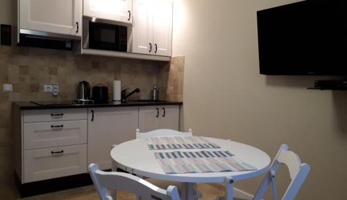 One-Bedroom Apartment with Garden View