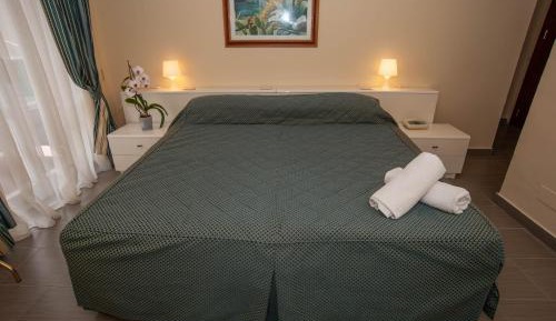 Large Single Room