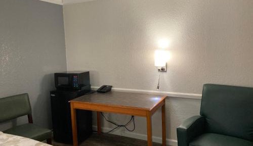 Double Room - Non-Smoking 