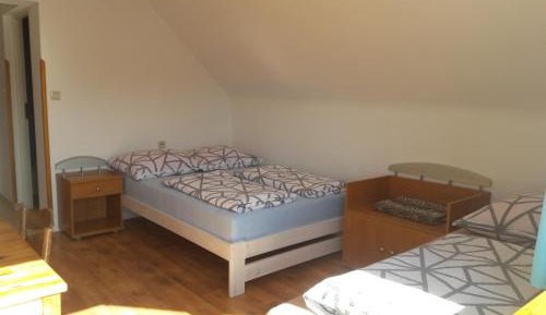 Triple Room with Private Bathroom