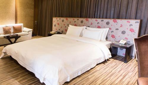 Flagship Suite 