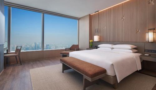 Deluxe King Room - Club Access