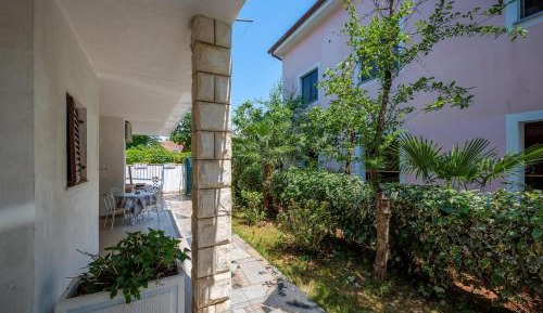 Studio with Terrace