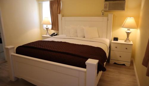 Deluxe King Room with Two King Beds