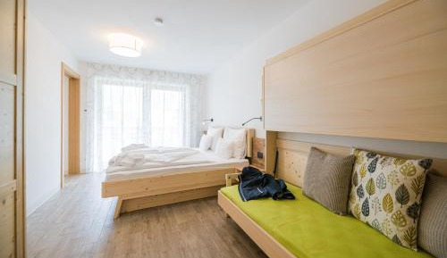 Superior One-Bedroom Apartment