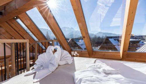 Monte Blanc Deluxe with Mountain View