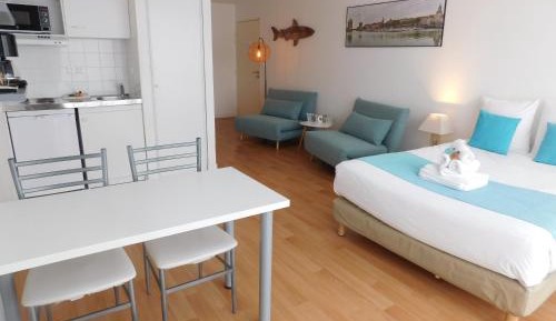Studio with Terrace - Ground Floor - Harbor Side