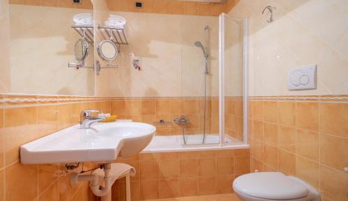 Comfort Double Room with Pool View