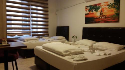 Twin Room with Private Bathroom