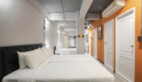 Deluxe Triple Room without Window