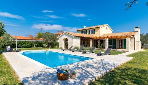 Villa with Private Pool