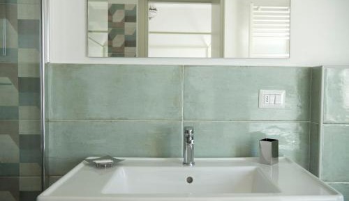 Deluxe Double Room with Shower