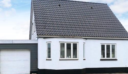 Four-Bedroom Holiday Home