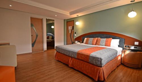 Suite with Spa Bath