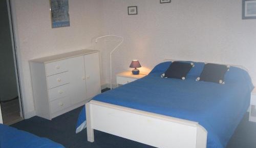 Cottage (5 Adults)