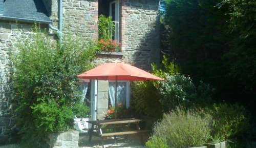 One-Bedroom Cottage