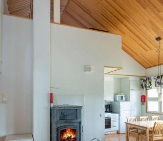 Large Two-Bedroom Apartment with Sauna - Annex