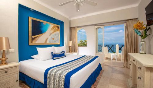 Blue Splendor Oceanfront