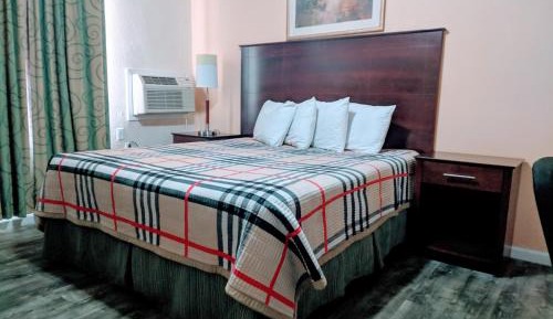 Standard King Room