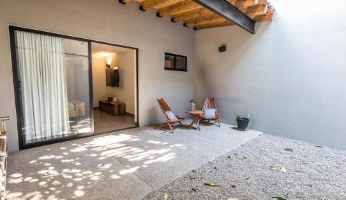 Studio with Terrace