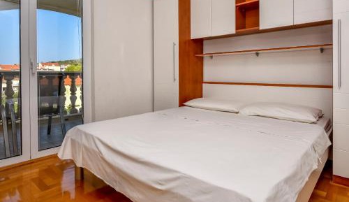 Two-Bedroom Apartment Standard