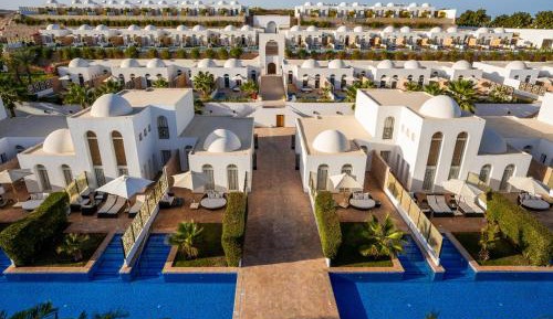 Swim-Up Villa (Adults Only 16+)