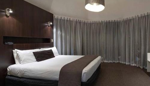 Executive One-Bedroom Apartment