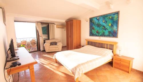 Suite with Sea View