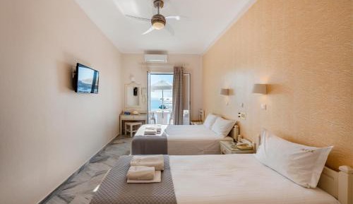 Studio with Sea View (3 Adults)