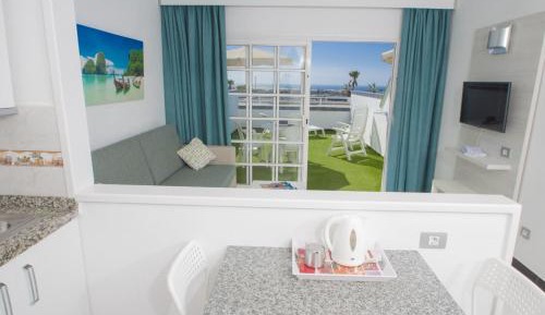 One-Bedroom Bungalow