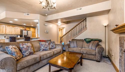 Two Bedroom Apartment 
