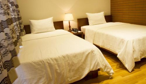 Superior Twin Room with City View
