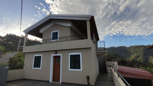 Double Room with Balcony (2 Adults + 1 Child)