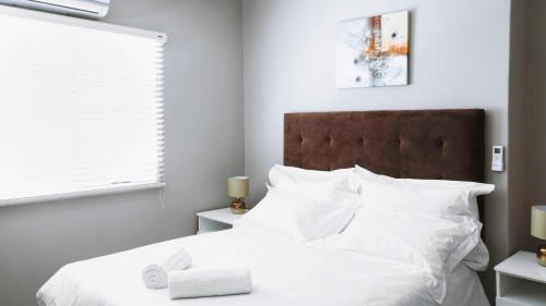 Deluxe Queen Suite