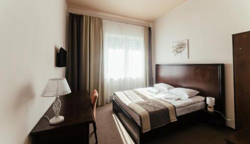 Large Double or Twin Room