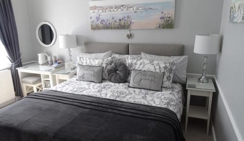 Superior King Room