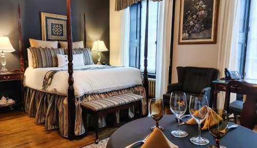 Prestige Queen Room - Lower Floors