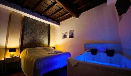 King Room with Spa Bath