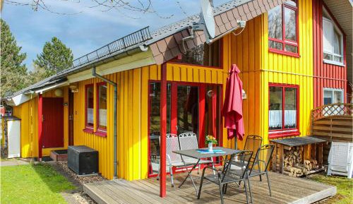 Three-Bedroom Holiday Home 