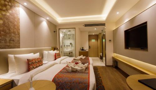 Grand Room Twin Bed