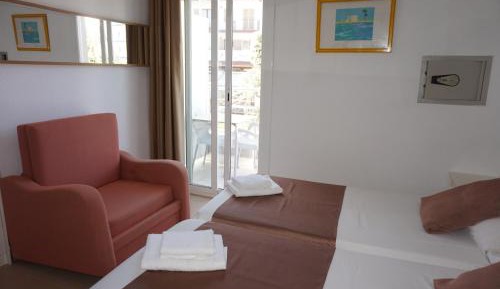 Twin Room with Extra Bed