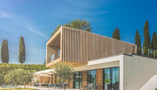 Standard Villa