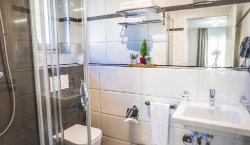 Deluxe Suite with Kitchenette