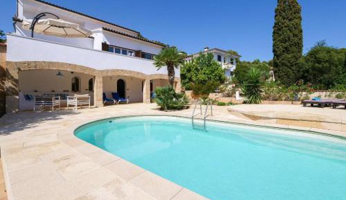 Villa with Sea View