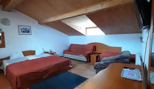 Superior Chalet