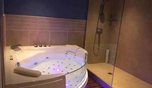 Suite with Sauna
