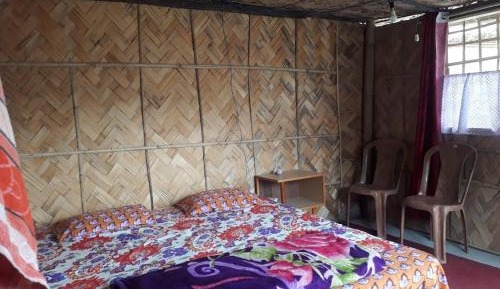 6-Bed Mixed Dormitory Room