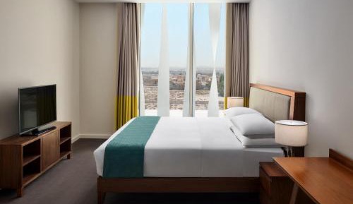 One-Bedroom Suite with City View
