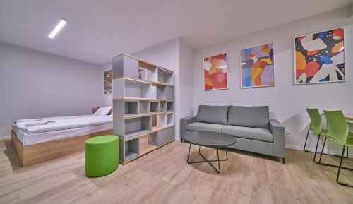 Deluxe Apartment